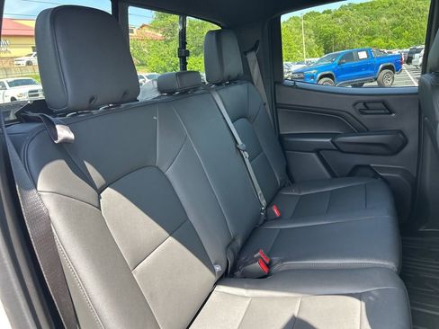 Used 2026 Chevrolet Colorado Trail Boss AWD/4WD image 44
