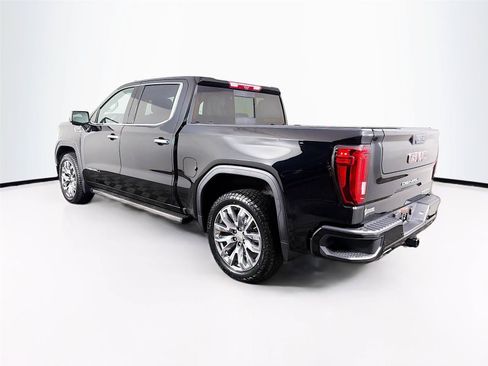 Used 2023 GMC Sierra 1500 Denali w/ Denali Reserve Package AWD/4WD image 9