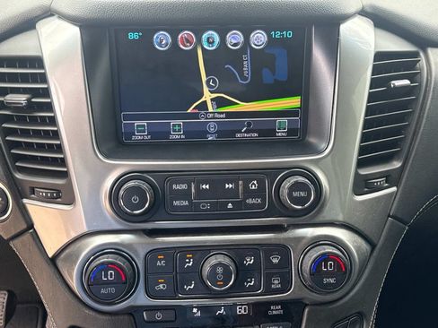 Used 2018 Chevrolet Suburban LT AWD/4WD image 32