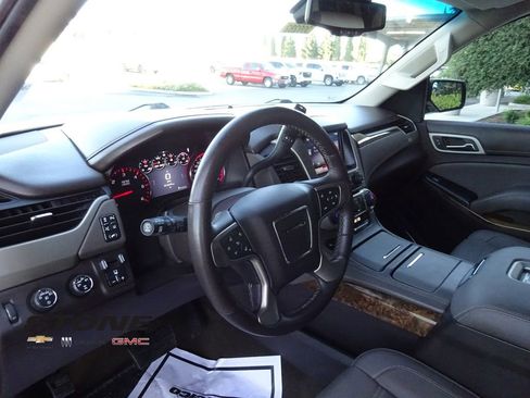 Used 2015 GMC Yukon Denali w/ Open Road Package AWD/4WD image 12