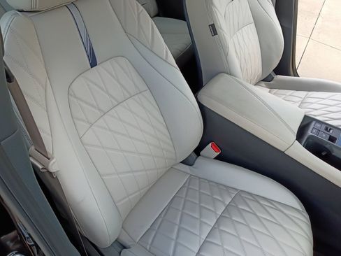 Used 2026 Nissan Sentra SL w/ Floor Mat Package FWD image 28