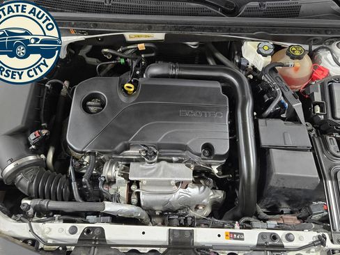 Used 2023 Chevrolet Malibu LT FWD image 36