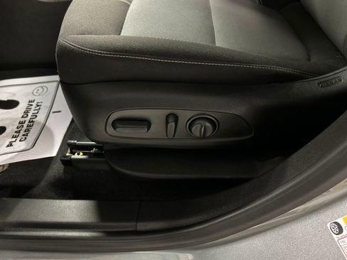 Used 2024 Chevrolet Blazer LT w/ Convenience Package image 13