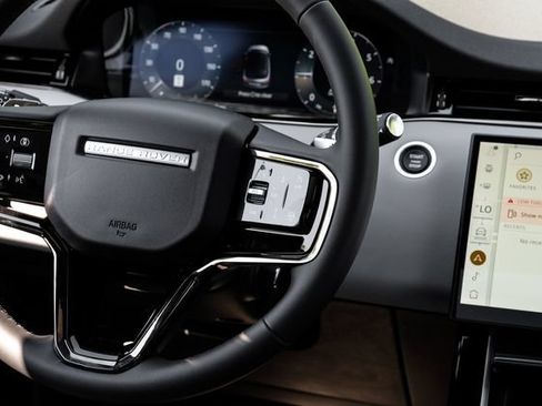 New 2026 Land Rover Range Rover Evoque S AWD/4WD image 25