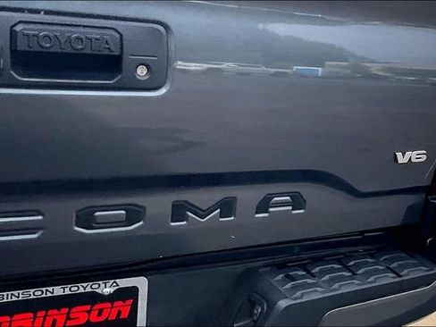 Used 2023 Toyota Tacoma SR AWD/4WD image 8