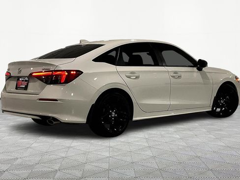 Used 2025 Honda Civic Sport image 6