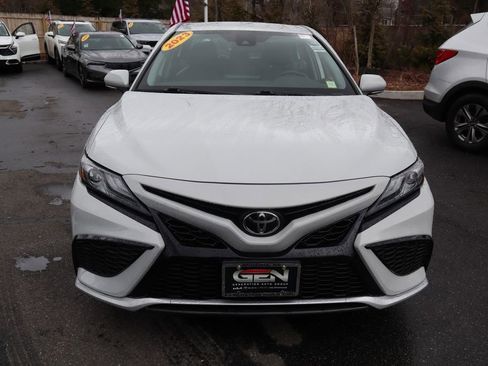 Used 2023 Toyota Camry XSE image 3