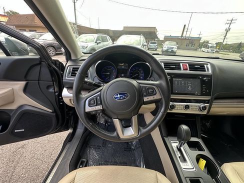 Used 2016 Subaru Outback 3.6R Limited image 22