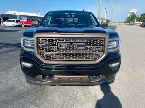 Used 2016 GMC Sierra 1500 Denali AWD/4WD image 2