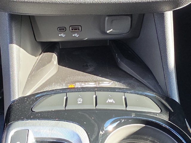 New 2026 Buick Envista Sport Touring w/ Convenience II Package FWD image 31