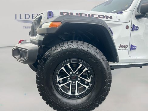Used 2024 Jeep Wrangler Rubicon w/ XTREMEE 35" Tire Package image 22