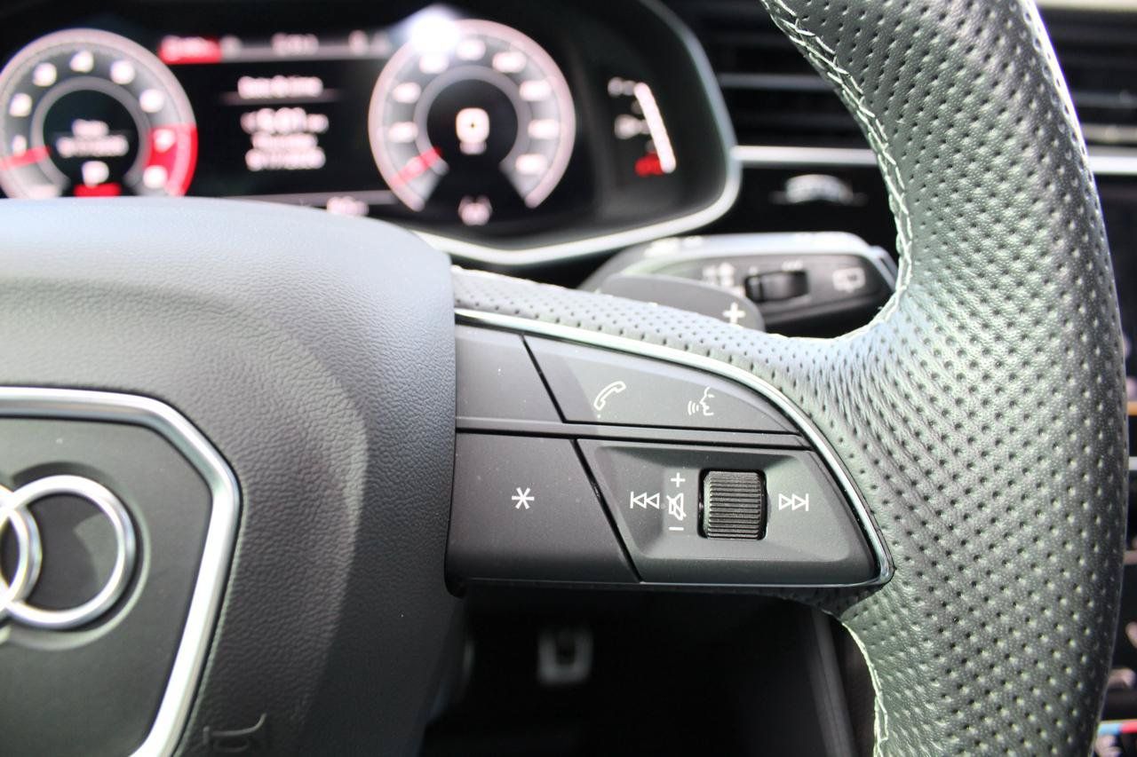 Used 2023 Audi SQ8 Prestige AWD/4WD image 18