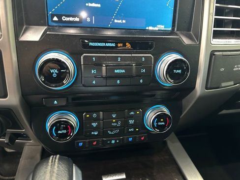 Used 2016 Ford F150 Platinum w/ Trailer Tow Package AWD/4WD image 34