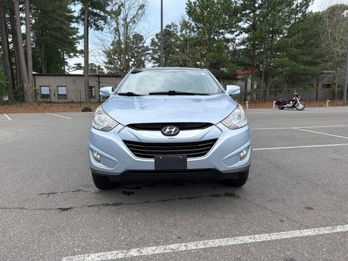 Used 2012 Hyundai Tucson Limited w/ Premium Pkg FWD image 3