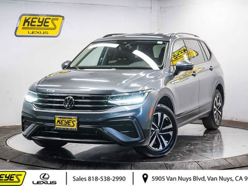 Used 2023 Volkswagen Tiguan S image 1