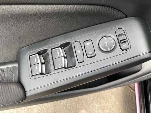 Used 2025 Honda Civic Sport image 18