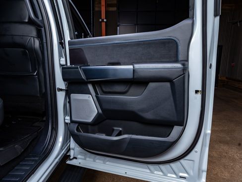 Used 2025 Ford F150 Platinum w/ Equipment Group 702A High image 39