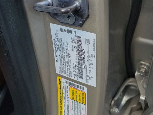 Used 2019 Ford Fusion Titanium image 20