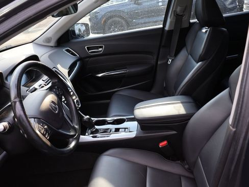 Used 2019 Acura TLX FWD image 11