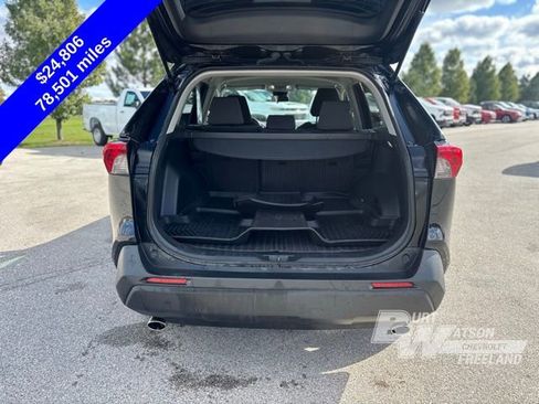 Used 2022 Toyota RAV4 XLE image 25