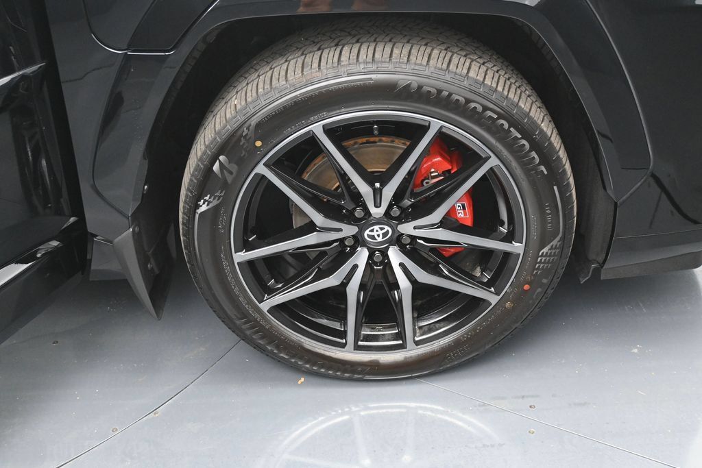 Certified 2026 Toyota RAV4 AWD Plug-in Hybrid image 38