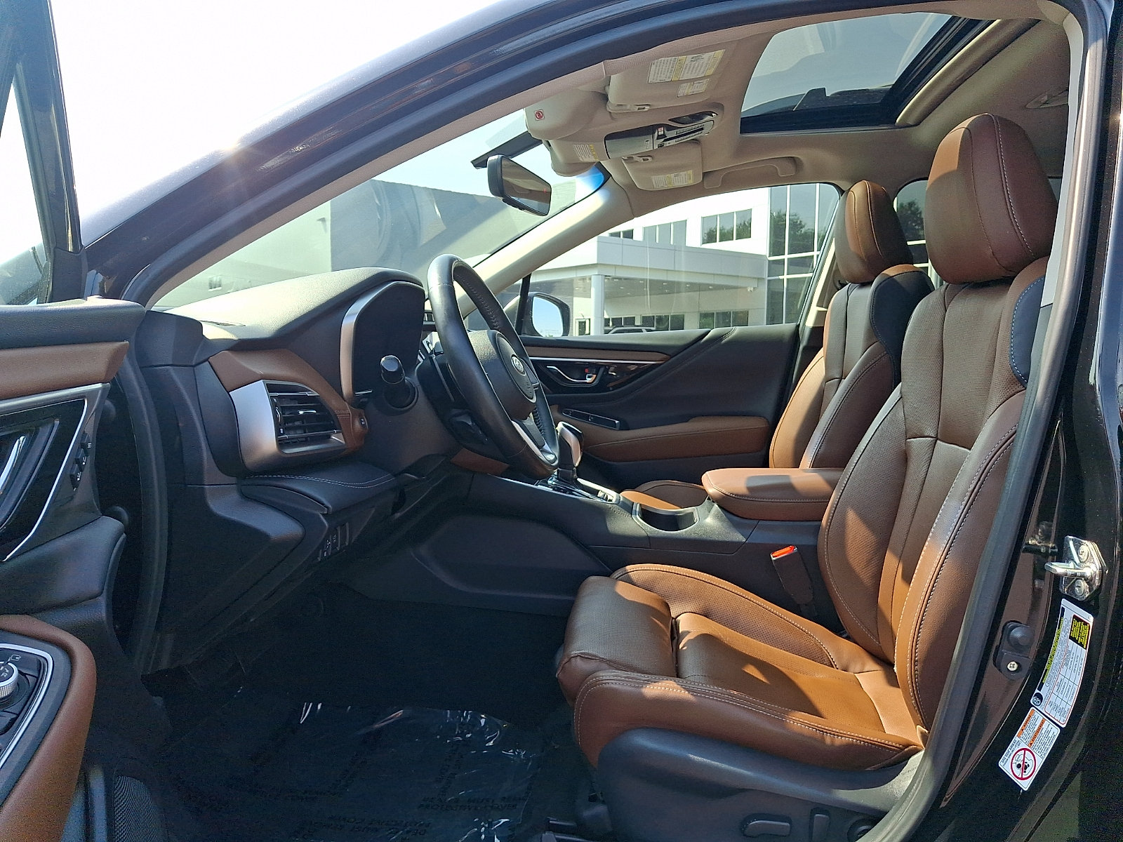 Used 2020 Subaru Outback Touring XT AWD/4WD image 14
