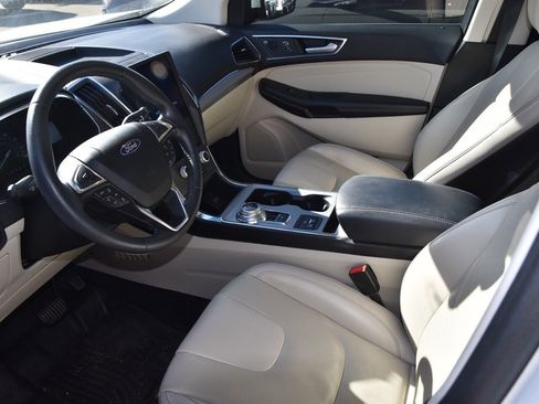 Used 2021 Ford Edge Titanium w/ Equipment Group 301A image 10