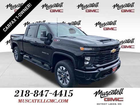 Used 2024 Chevrolet Silverado 2500 Custom w/ Custom Value Package AWD/4WD image 1