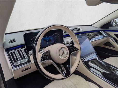 Used 2023 Mercedes-Benz S 500 4MATIC image 10