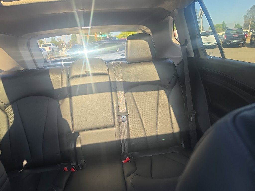 Used 2020 Buick Envision Premium AWD/4WD image 8