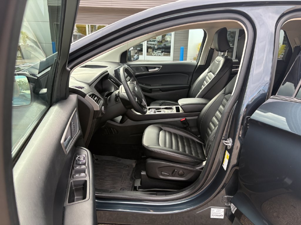 Used 2024 Ford Edge SEL w/ Convenience Package AWD/4WD image 10