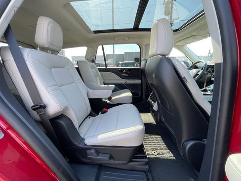 New 2026 Lincoln Aviator AWD image 23