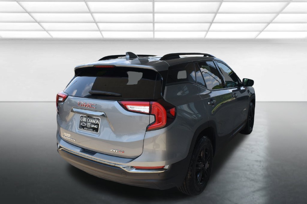 Used 2024 GMC Terrain AT4 w/ Tech Package AWD/4WD image 8