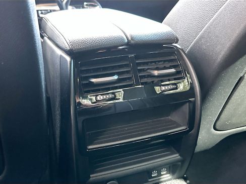 Used 2023 BMW 530i w/ Executive Package image 27