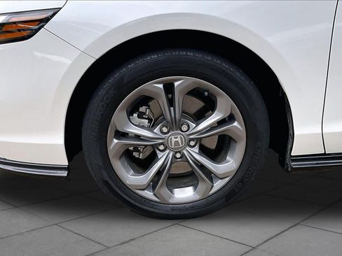 Used 2023 Honda Accord EX-L image 11