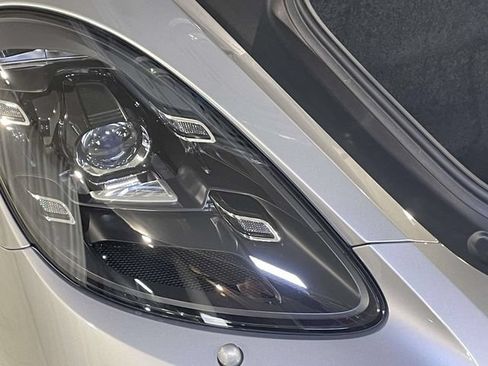 Certified 2025 Porsche 718 Boxster S RWD image 17