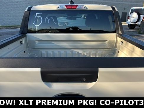 New 2025 Ford Maverick XLT w/ XLT Luxury Package image 31