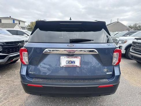 Used 2020 Ford Explorer XLT image 8