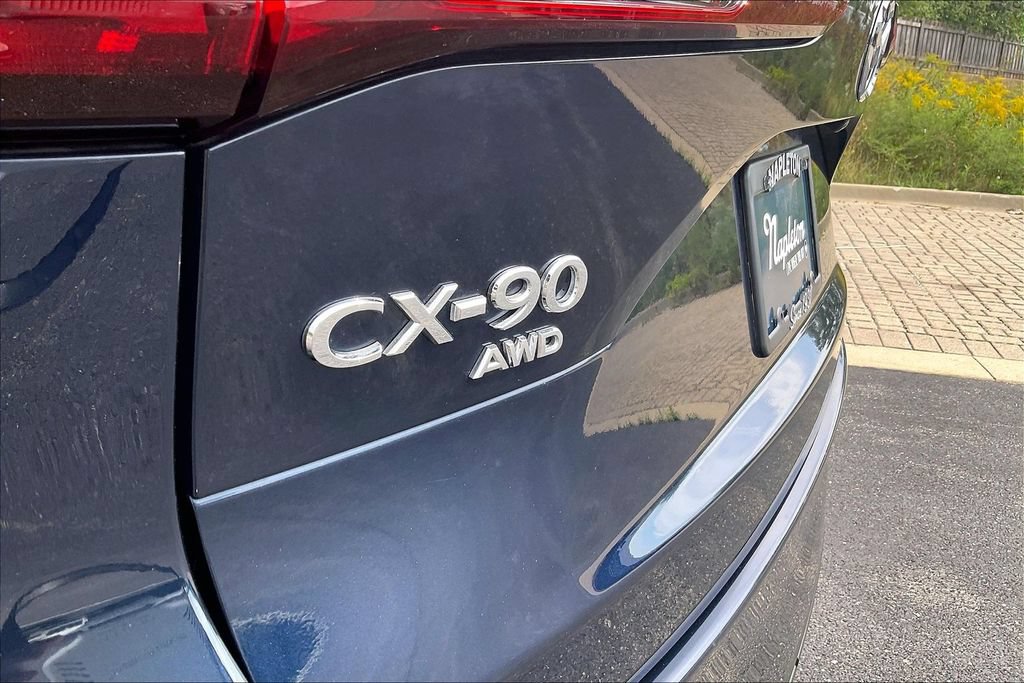 Used 2024 MAZDA CX-90 Plug-In Hybrid w/ Preferred AWD/4WD image 32