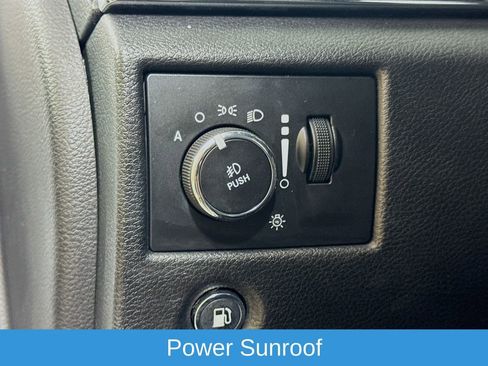 Used 2019 Jeep Grand Cherokee Limited w/ Trailer Tow Group IV image 12