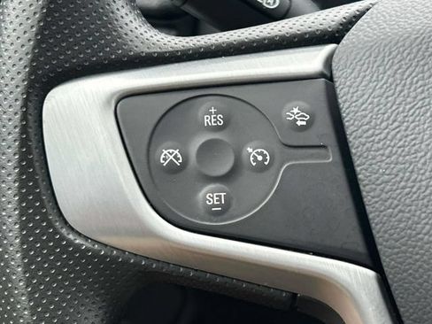Used 2024 GMC Terrain SLE w/ Driver Convenience Package FWD image 29