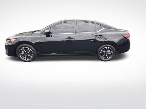 Used 2025 Nissan Sentra SV w/ Trunk Package FWD image 2