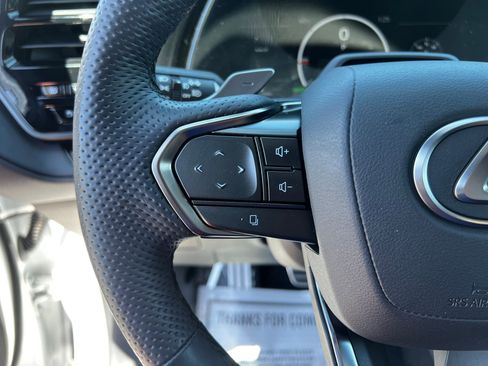 Used 2025 Lexus TX 500h AWD w/ Technology Package image 15