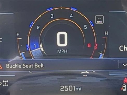 Used 2025 Chevrolet Equinox LT w/ Convenience Package II AWD/4WD image 11