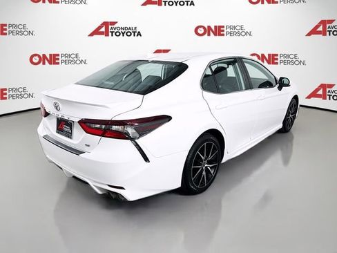 Certified 2023 Toyota Camry SE w/ Convenience Package image 7
