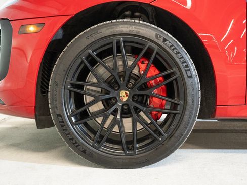 Certified 2023 Porsche Macan GTS AWD/4WD image 11