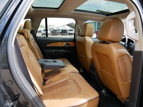 Used 2015 Lincoln MKX AWD w/ Equipment Group 101A image 9