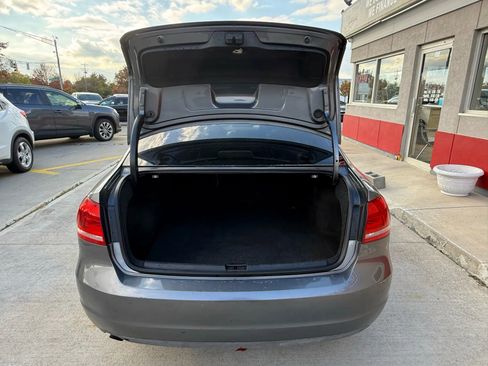 Used 2012 Volkswagen Passat 2.5 S image 17