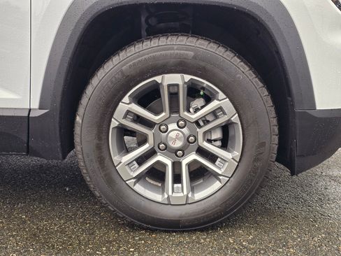 New 2025 GMC Terrain Elevation image 9