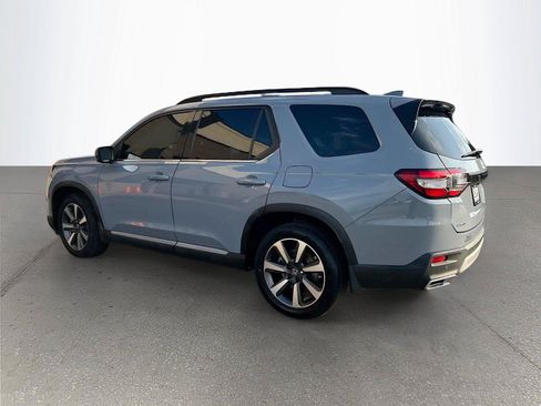Used 2024 Honda Pilot Elite image 6